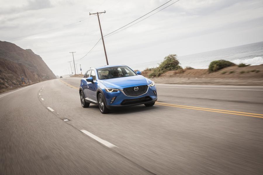  Mazda CX-3 2015 года  (US) (фото 10 из 22)